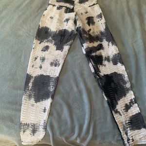 Booty By Brabants black & White Tie Dye